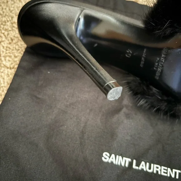 Saint Laurent Luxe Black Fur Sandals - Picture 5 of 11